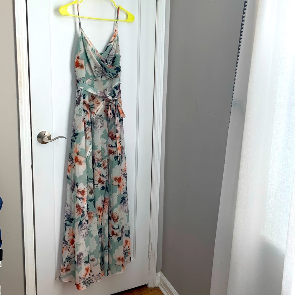 Lulu's XS green floral maxi wrap-style dress